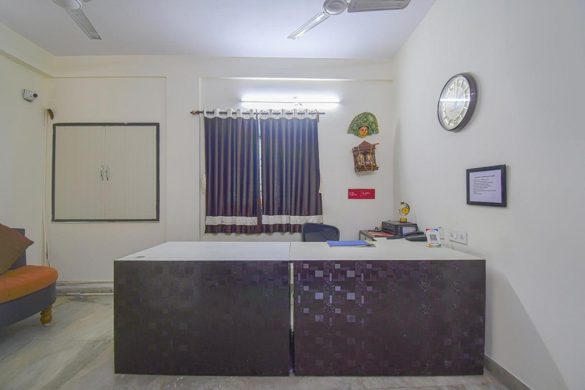 Super Collection O Bricks Inn Hazra Road Near Birla Mandir Kalkutta Exterior foto
